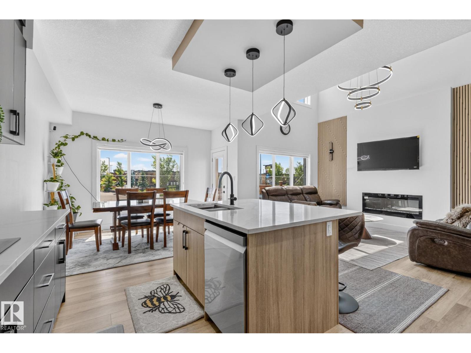 4739 168 AV NW - 9