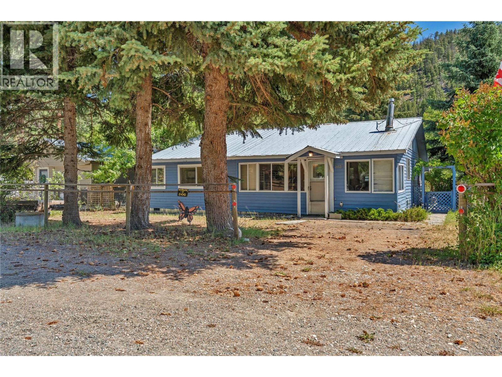 2637 otter Avenue - 1
