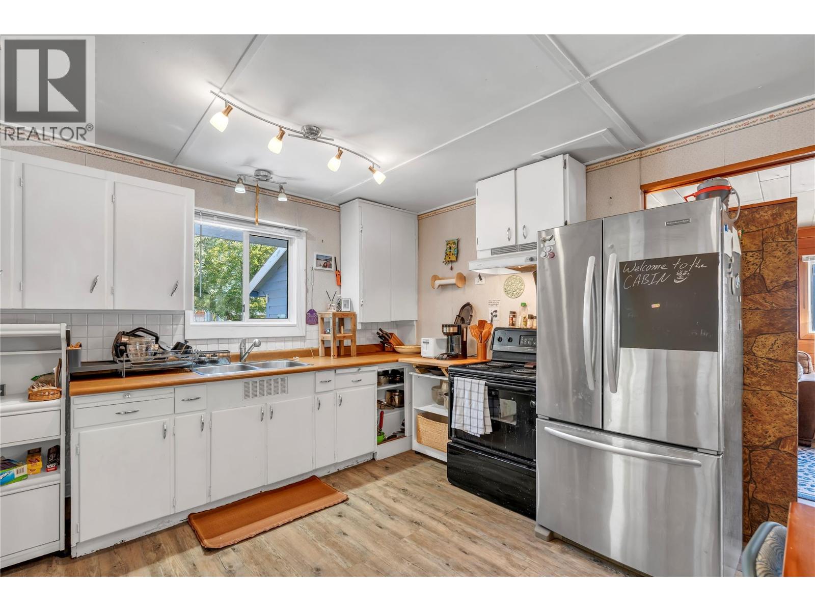 2637 otter Avenue - 13