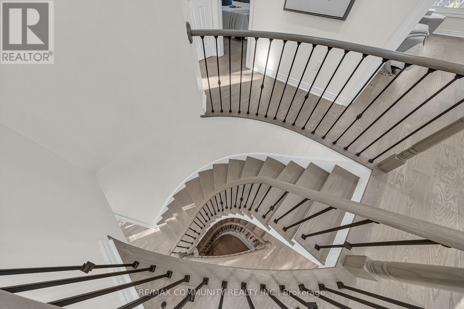 2387 DENVALE DRIVE - Image 31