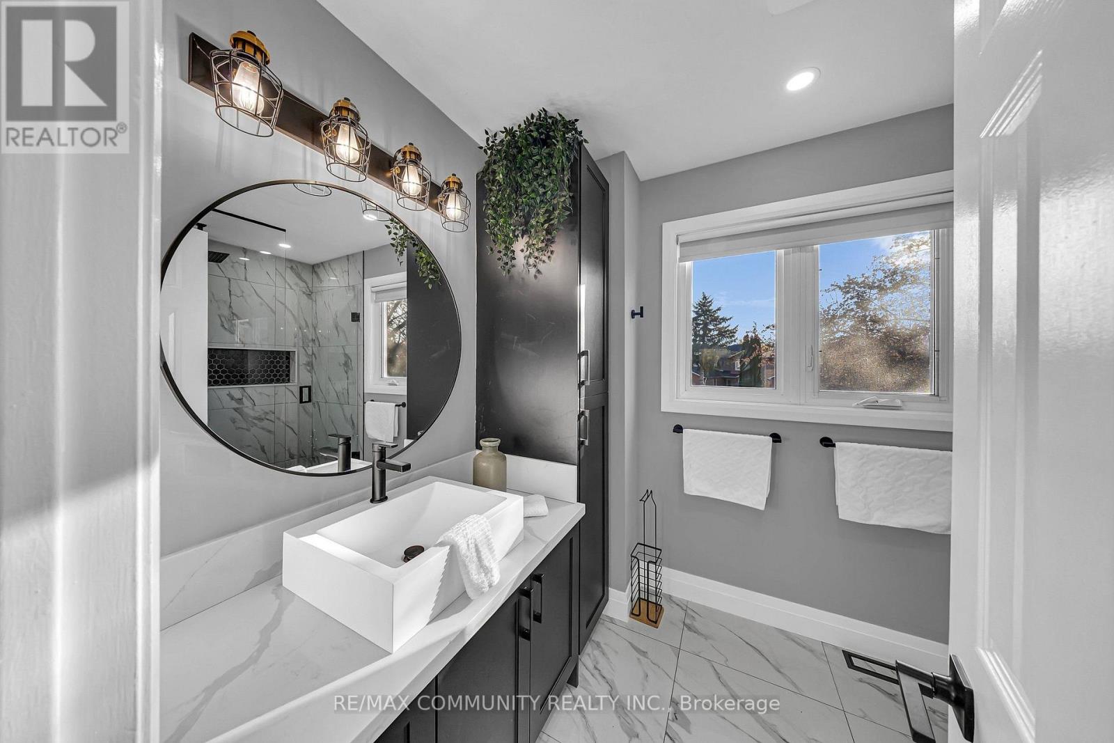 2387 DENVALE DRIVE - 34