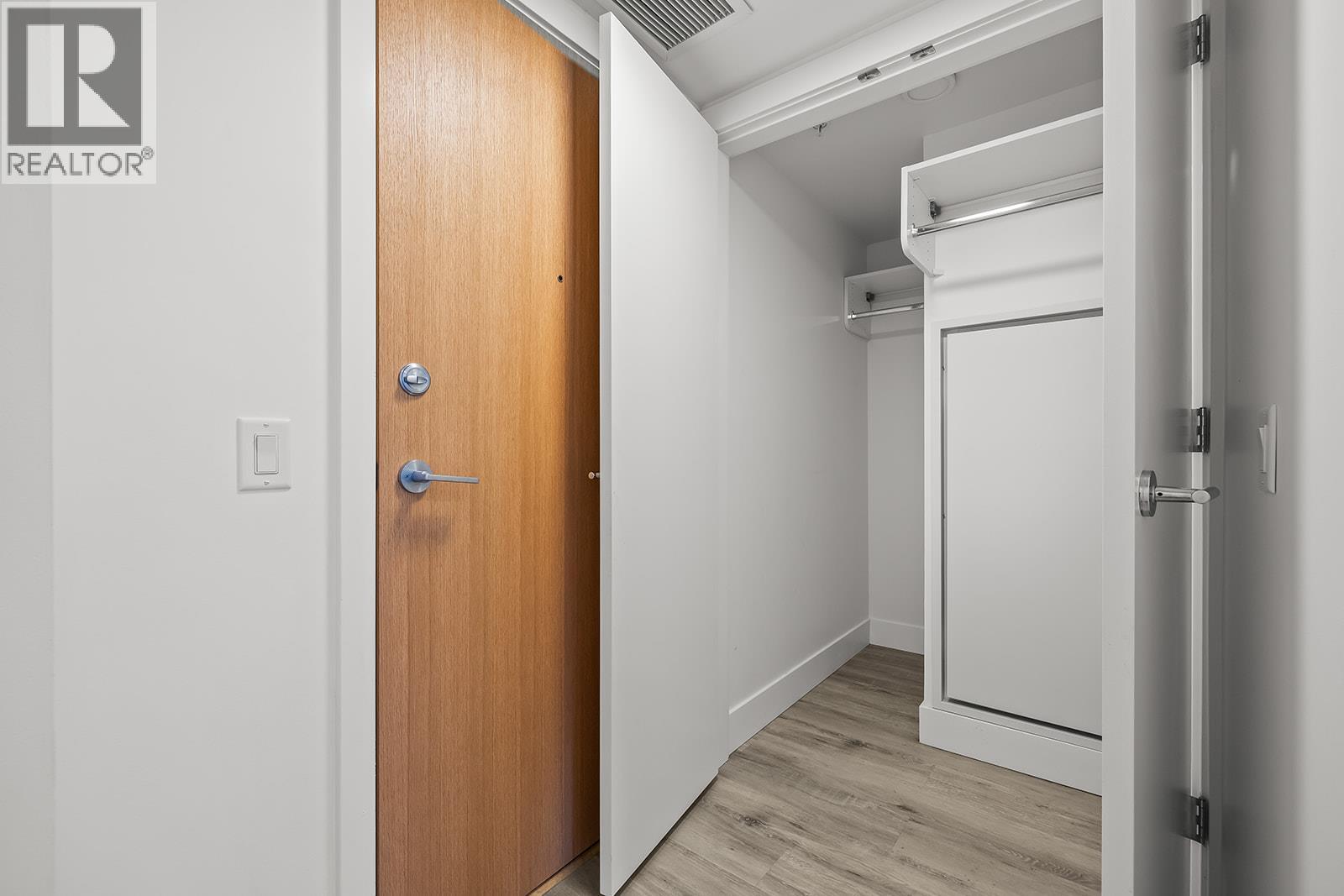 #1909 1588 Ellis Street - 40