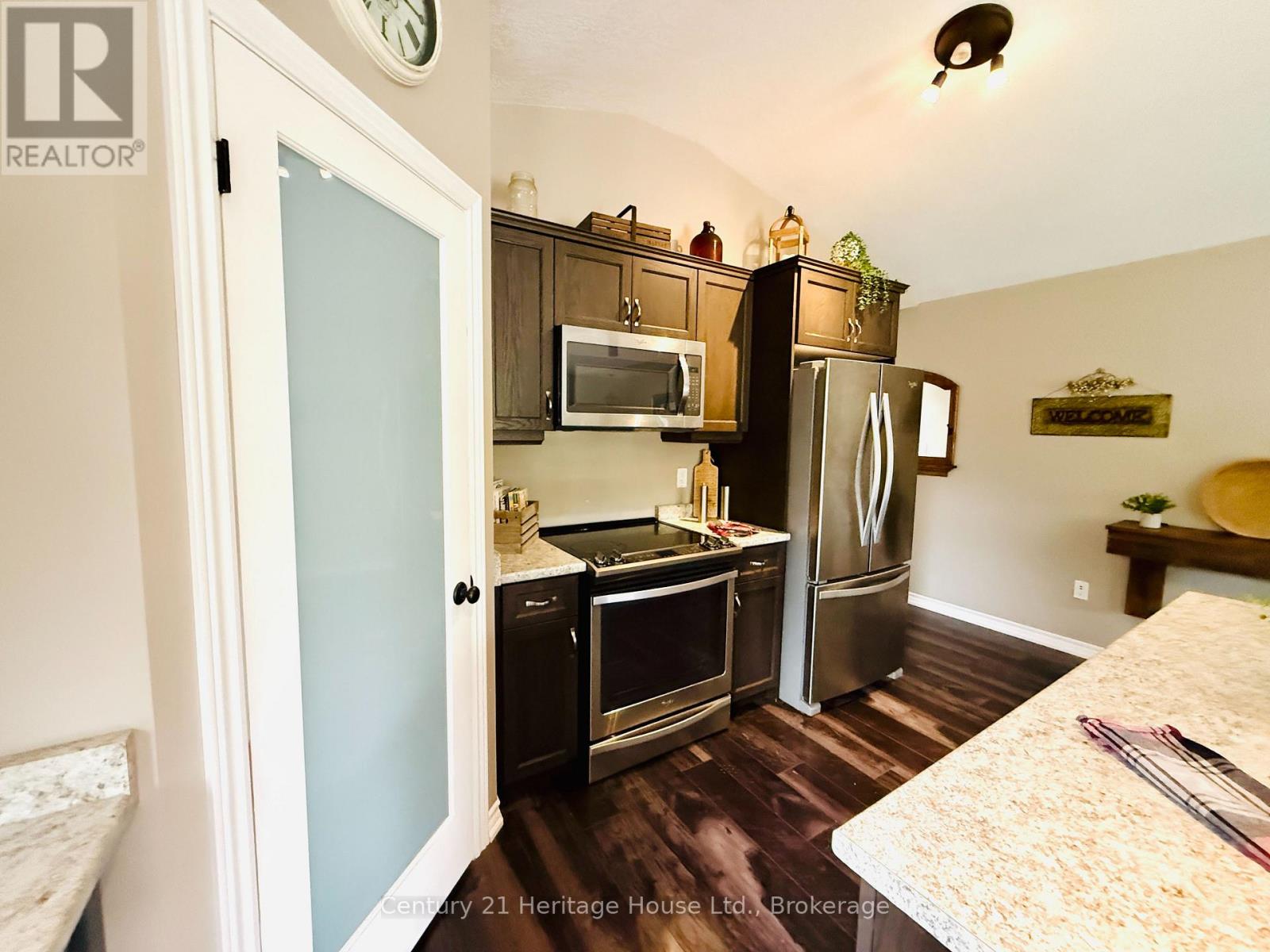 201 HUTTON HILL ROAD - 16