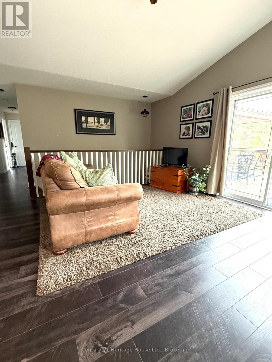 201 HUTTON HILL ROAD - 13