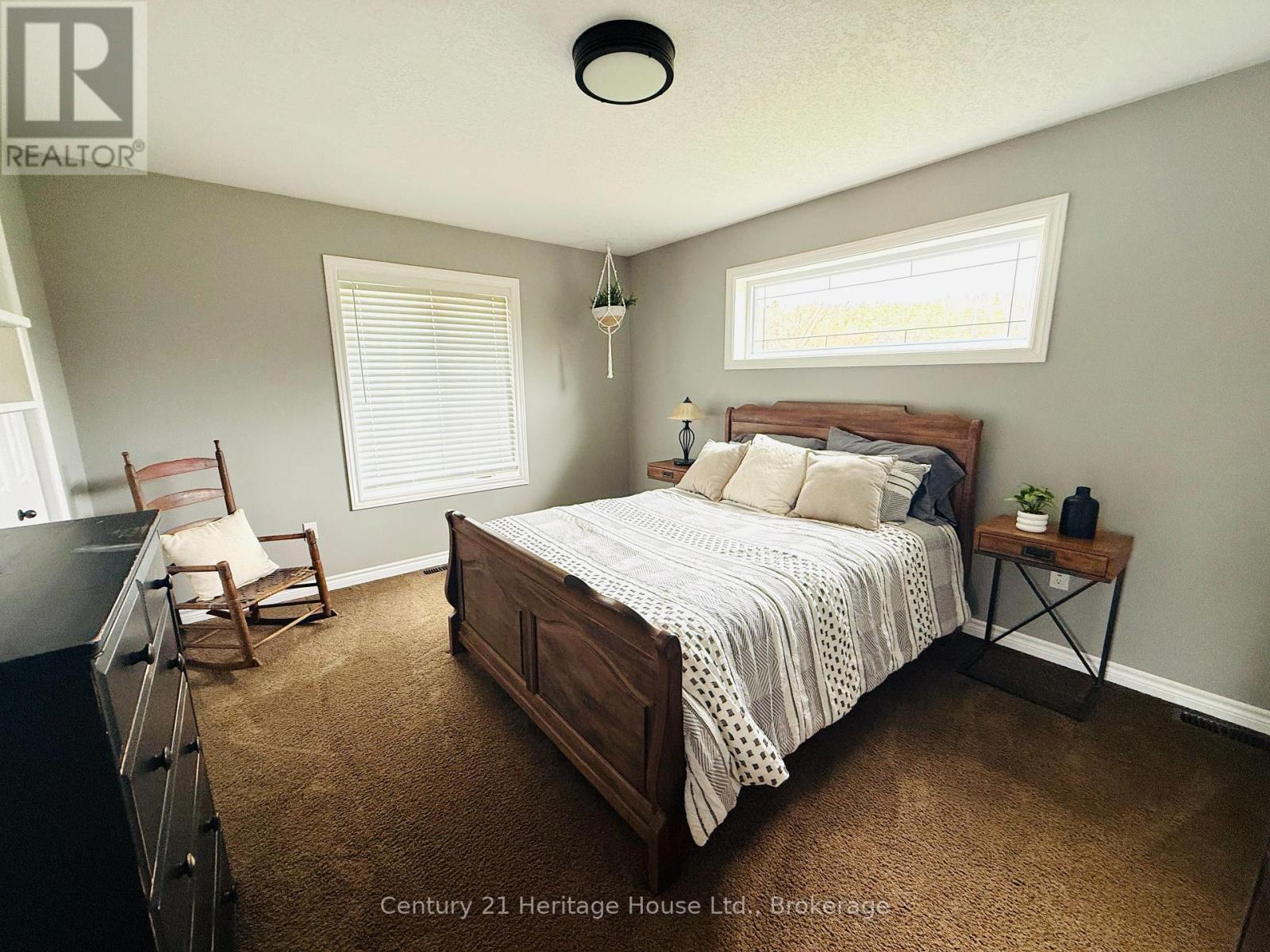 201 HUTTON HILL ROAD - 25