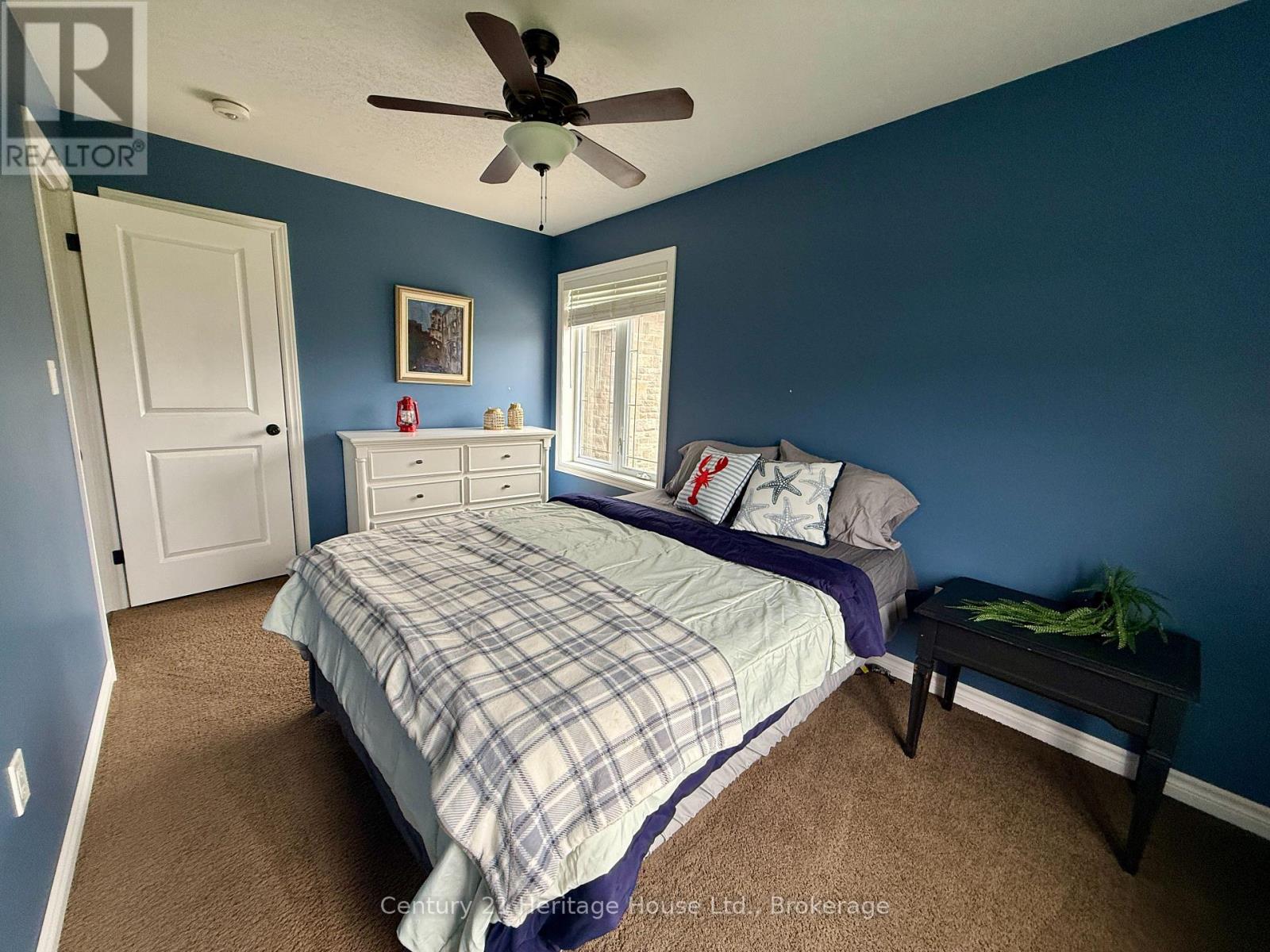 201 HUTTON HILL ROAD - 32