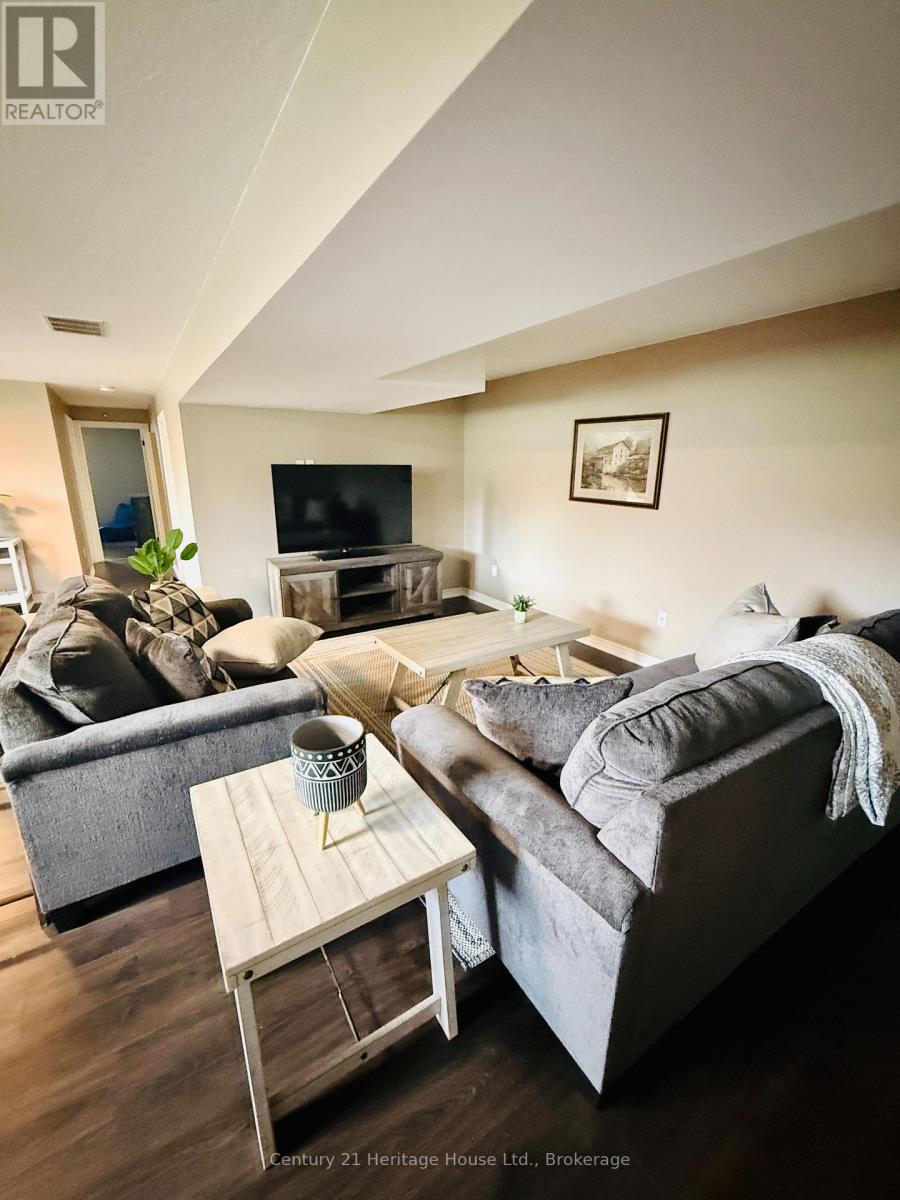 201 HUTTON HILL ROAD - 36