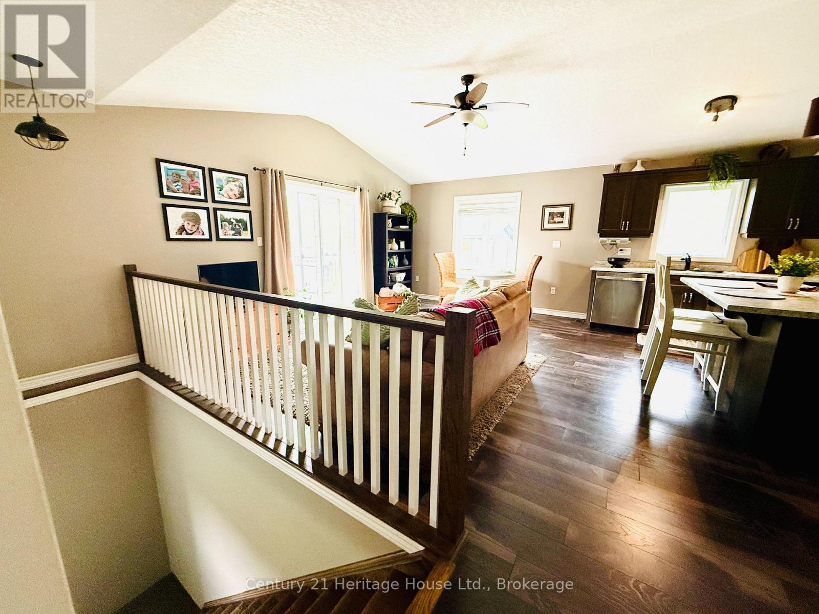 201 HUTTON HILL ROAD - 7