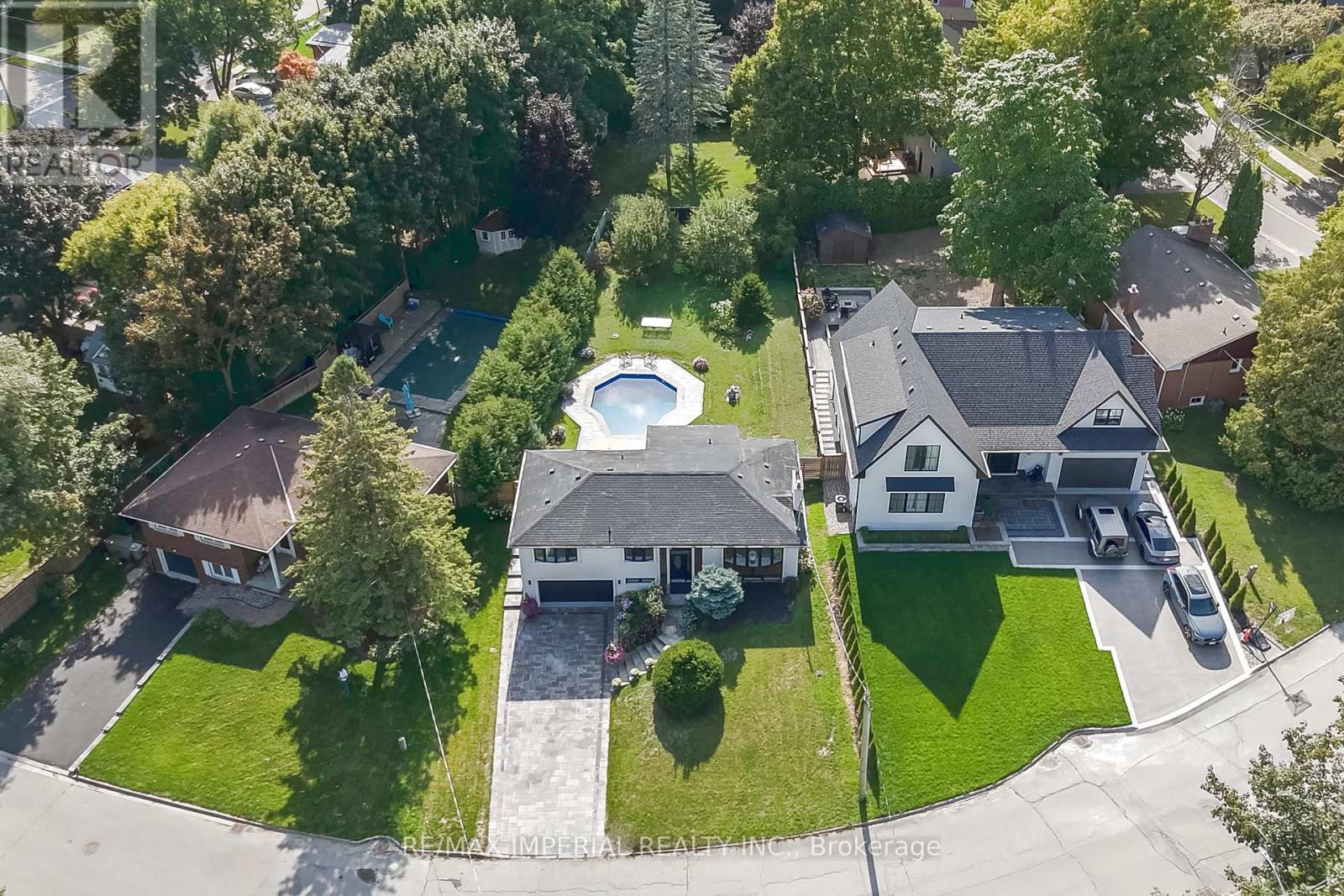 206 RICHARD AVENUE - 3