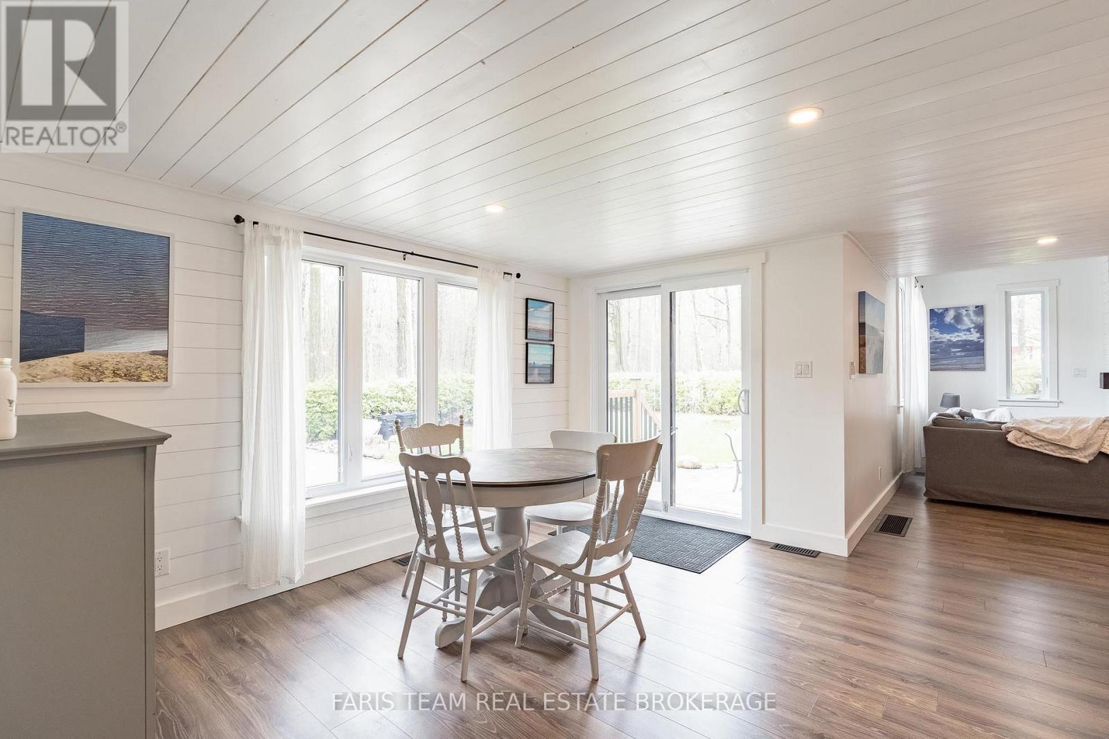 1720 TAY POINT ROAD - 12