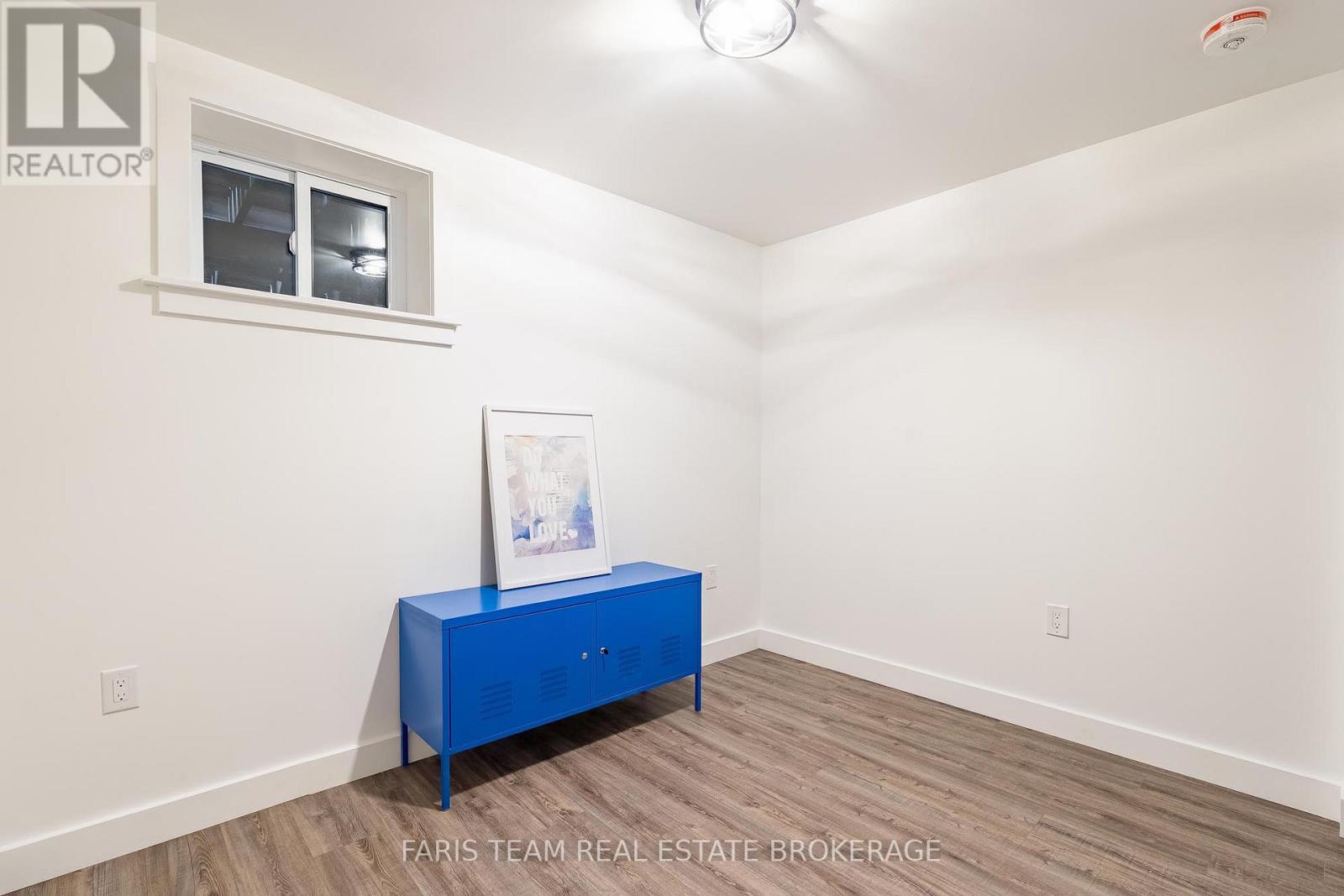 1720 TAY POINT ROAD - 27