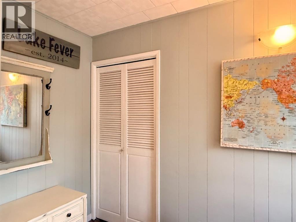 221 White Fish Crescent — photo 13