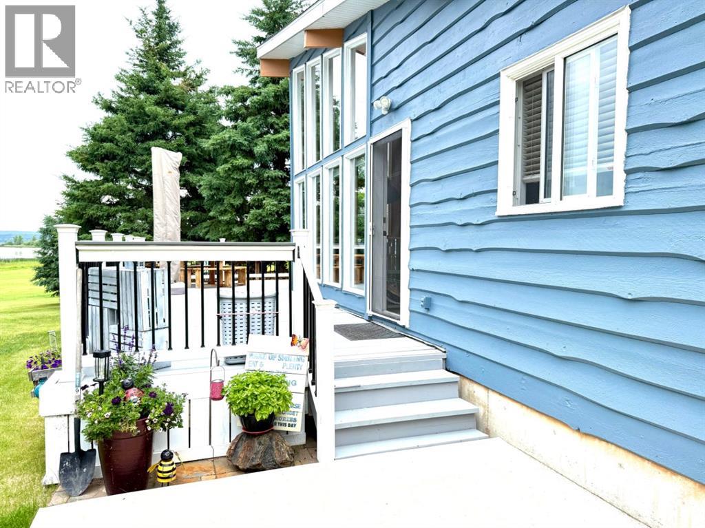 221 White Fish Crescent — photo 20