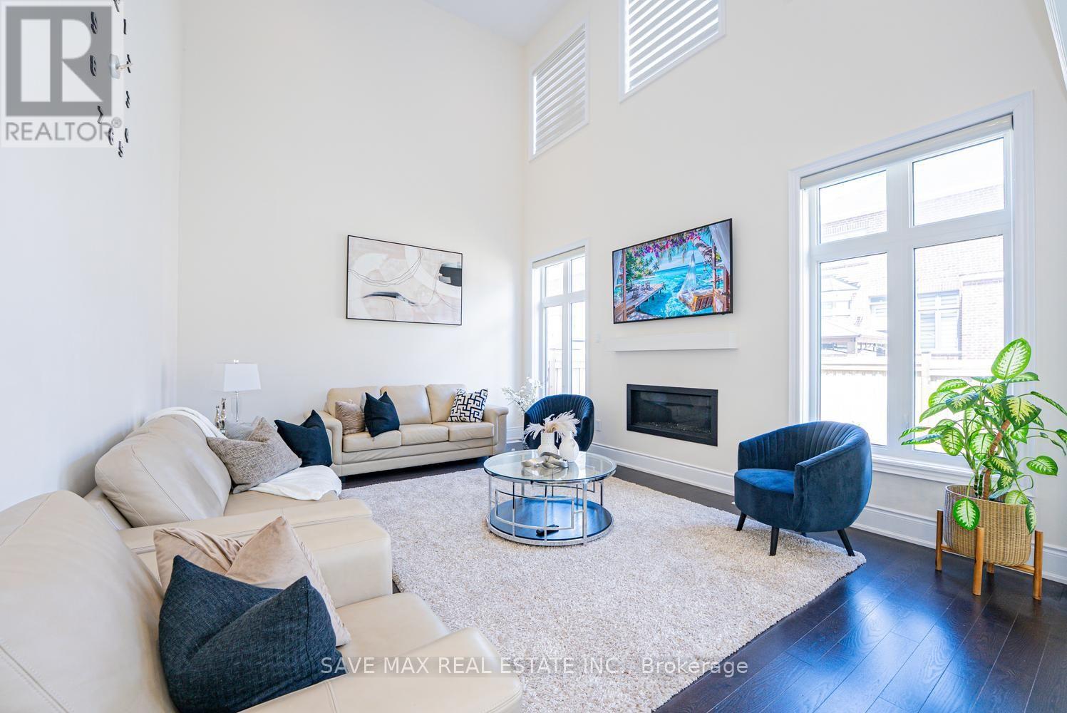 19 DAISY MEADOW CRESCENT - Image 12