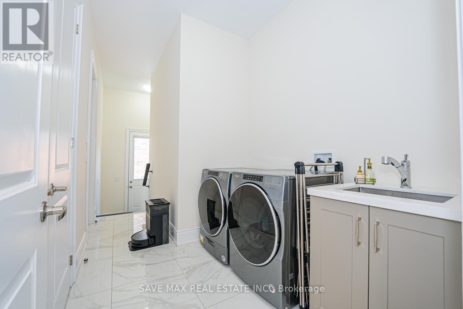 19 DAISY MEADOW CRESCENT - Image 22