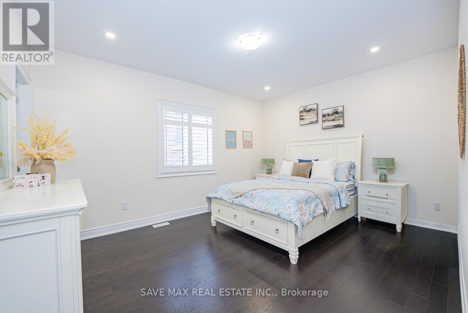 19 DAISY MEADOW CRESCENT - Image 32