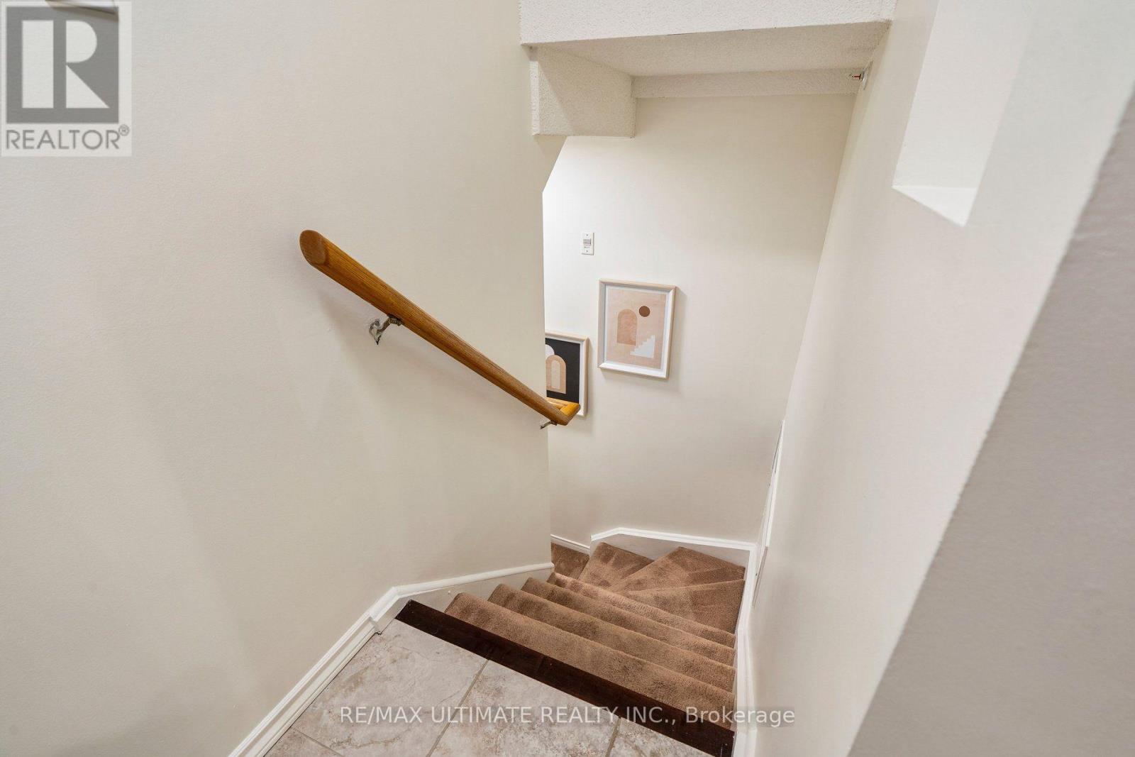 #25 217 ST. GEORGE STREET - 22