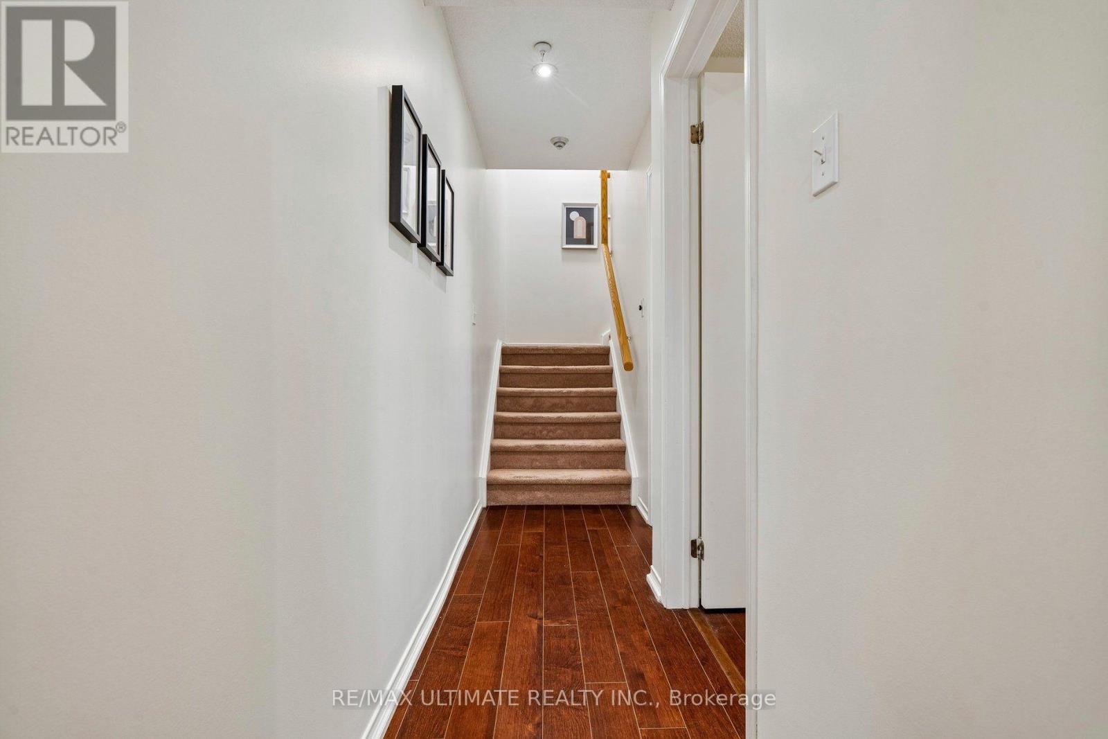 #25 217 ST. GEORGE STREET - 23