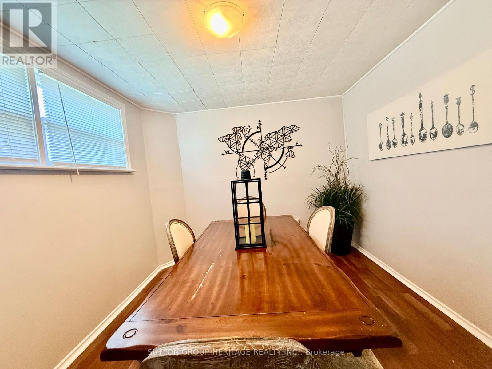 8 FRASER STREET - 8