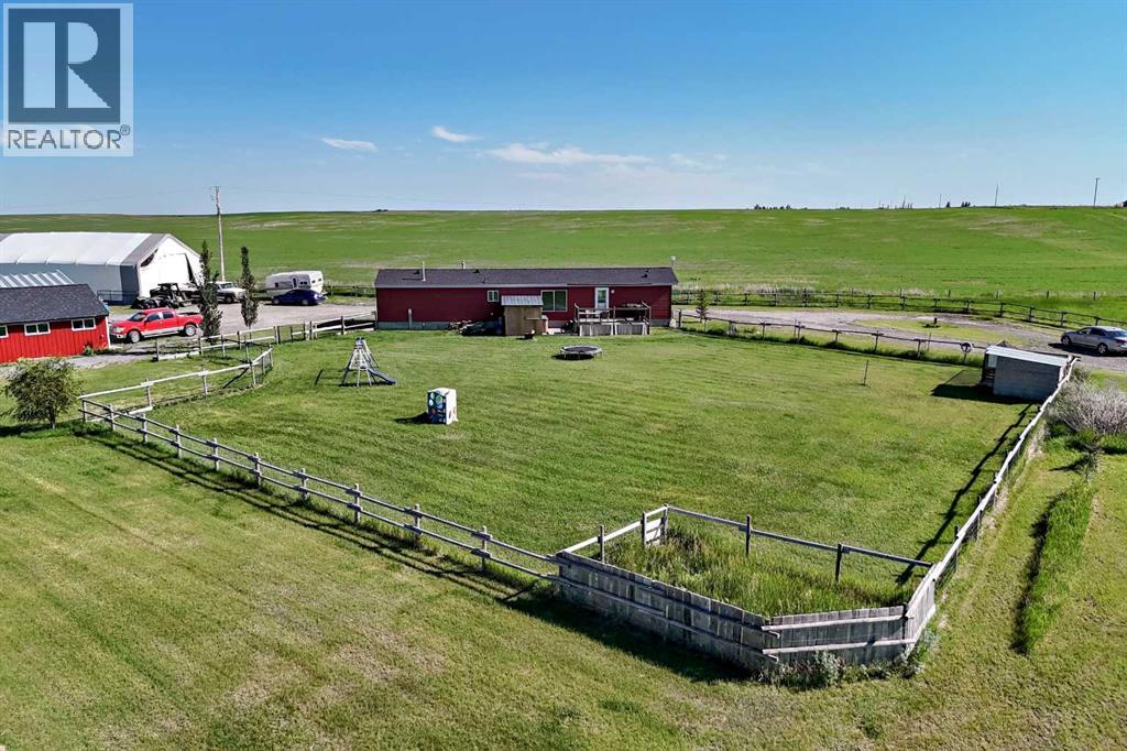 233075 Range Road 245 - photo 3