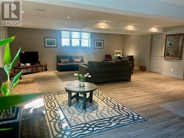 124 FARMSTEAD COURT - 24