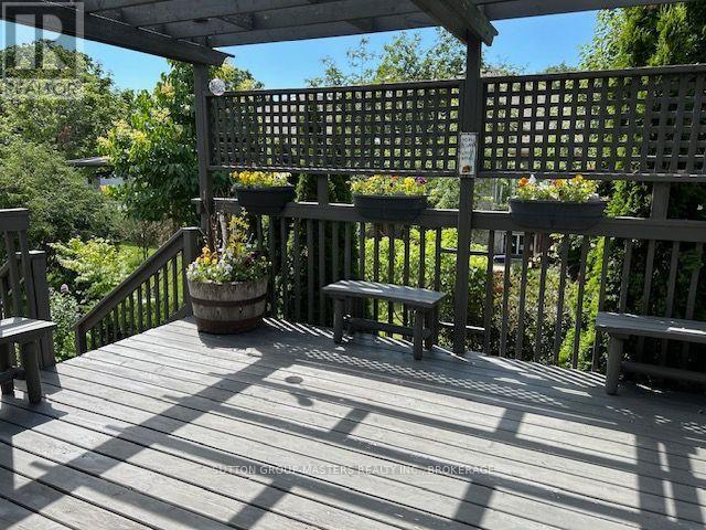 124 FARMSTEAD COURT - 34