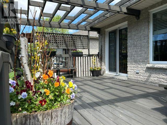 124 FARMSTEAD COURT - 33