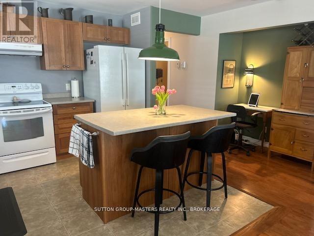 124 FARMSTEAD COURT - 5