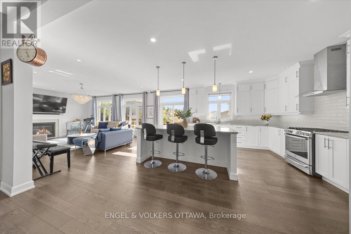 110 PIONEER ROAD - 12
