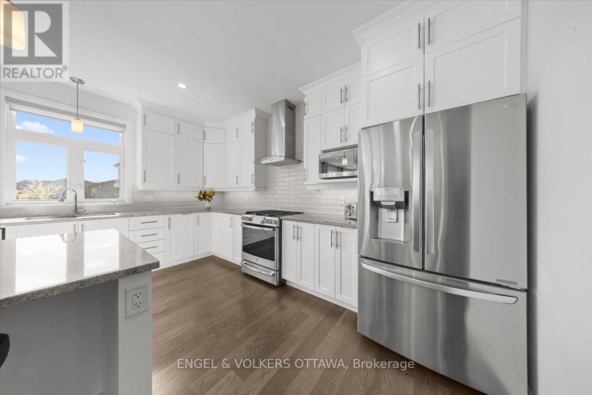 110 PIONEER ROAD - 13