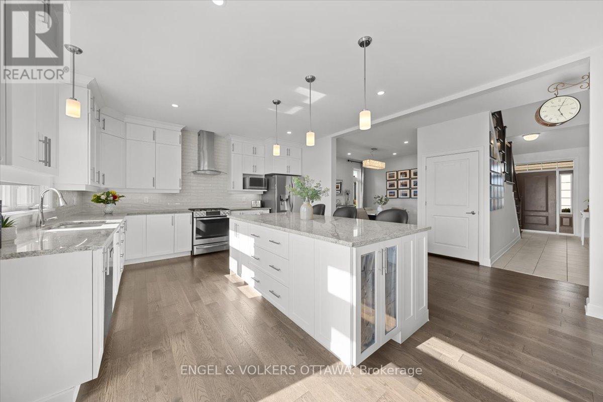 110 PIONEER ROAD - 17