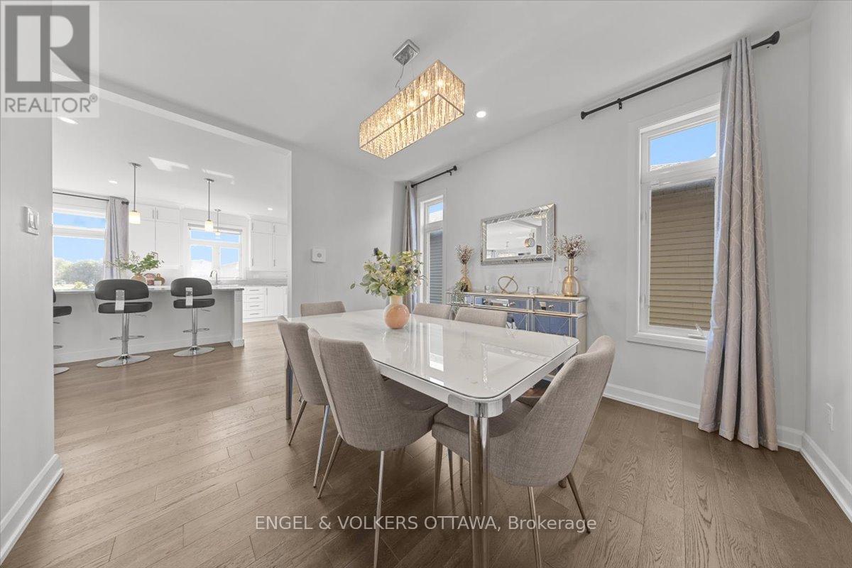 110 PIONEER ROAD - 19