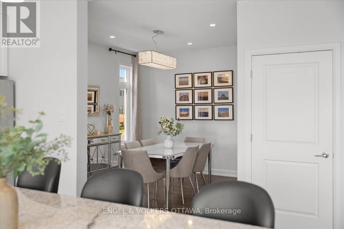 110 PIONEER ROAD - 32