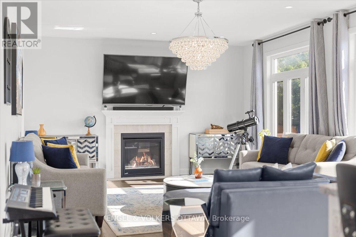 110 PIONEER ROAD - 33