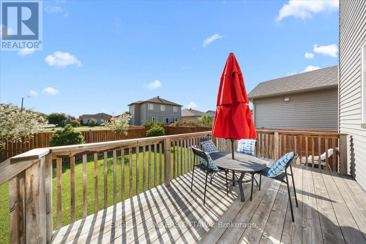 110 PIONEER ROAD - 40