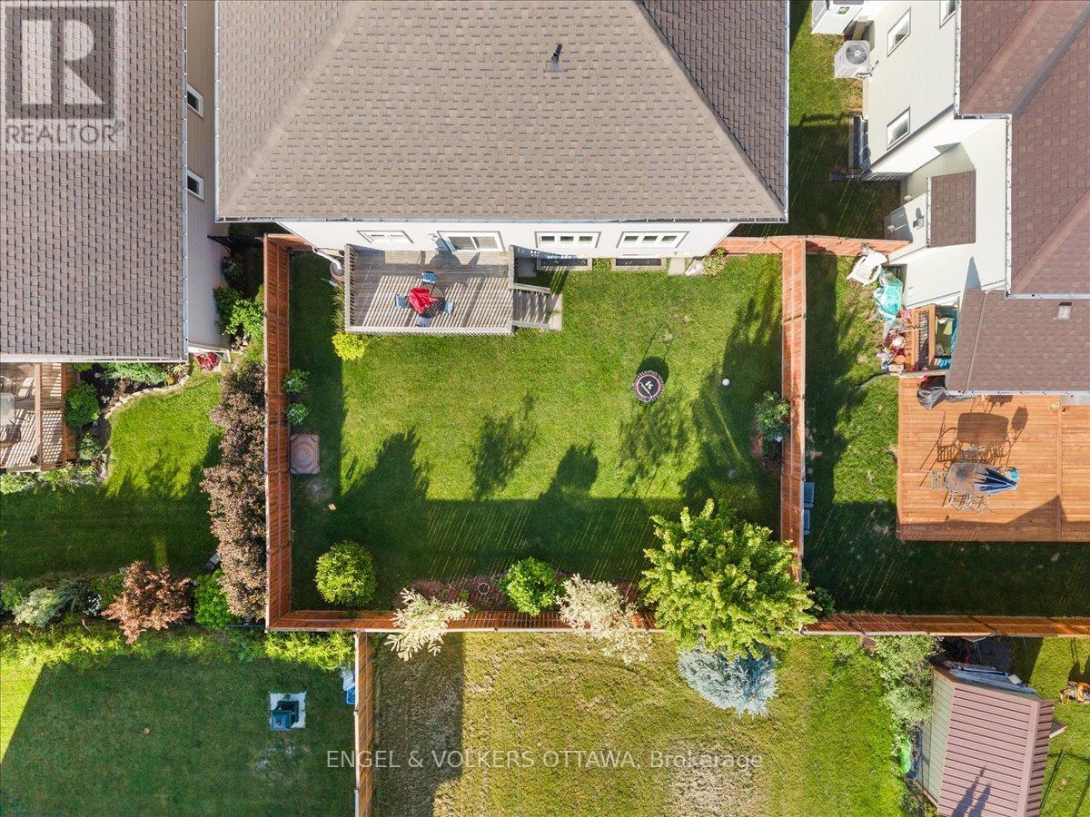 110 PIONEER ROAD - 41