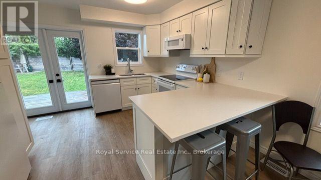 228 TOWERHILL ROAD - 9