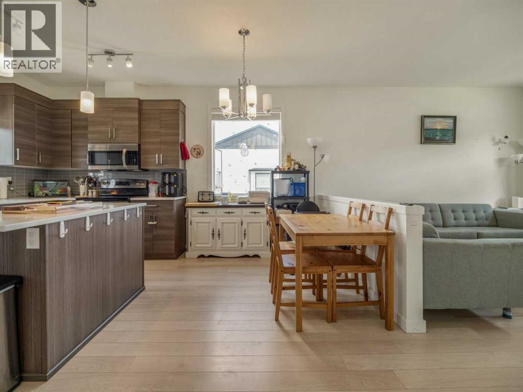 354 Mildred Dobbs Boulevard N - 11