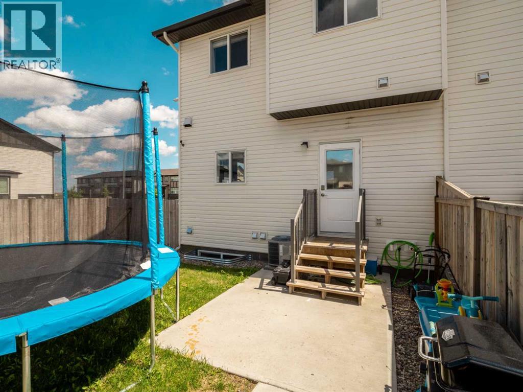 354 Mildred Dobbs Boulevard N - 40