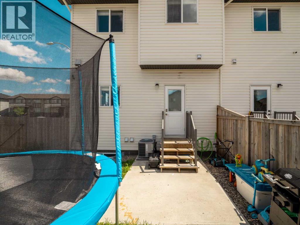 354 Mildred Dobbs Boulevard N - 41