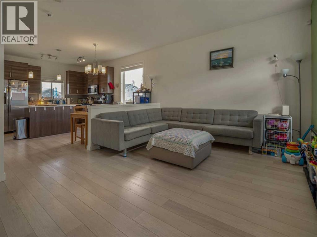 354 Mildred Dobbs Boulevard N - 6