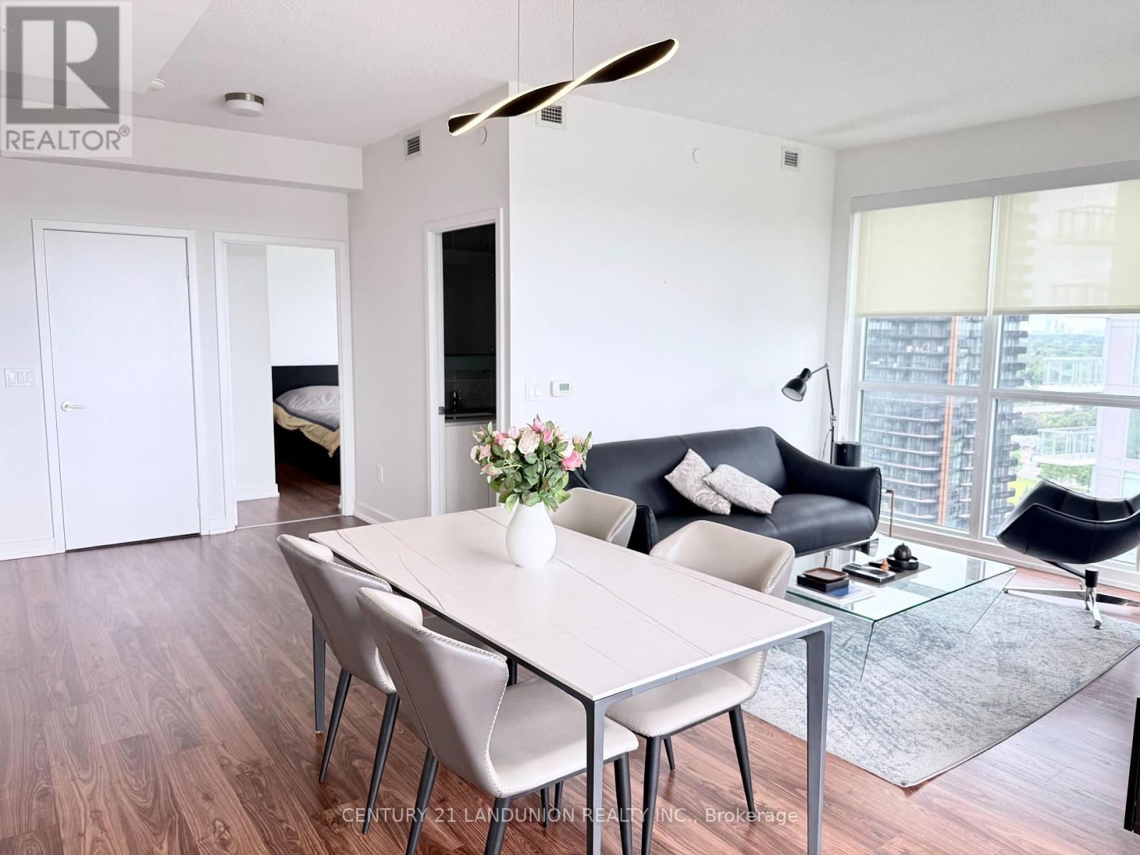 #2509 117 MCMAHON DRIVE - 11