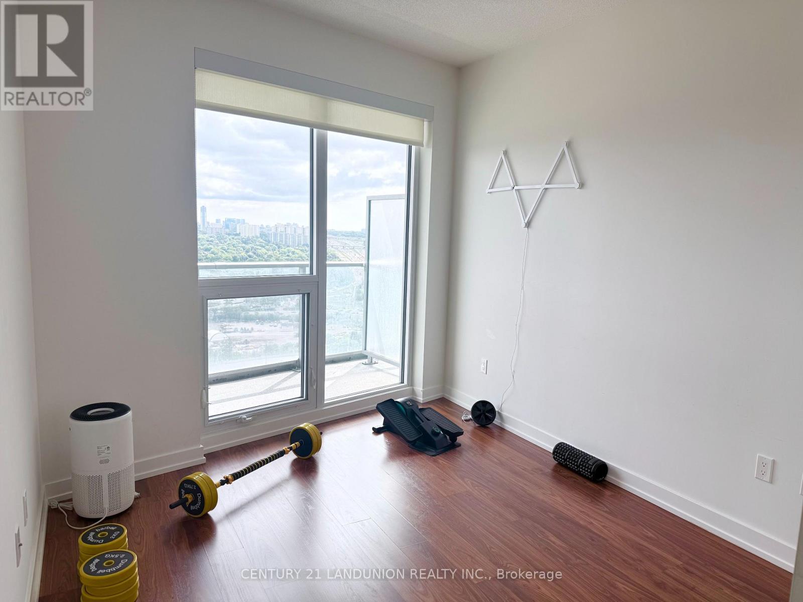 #2509 117 MCMAHON DRIVE - 15