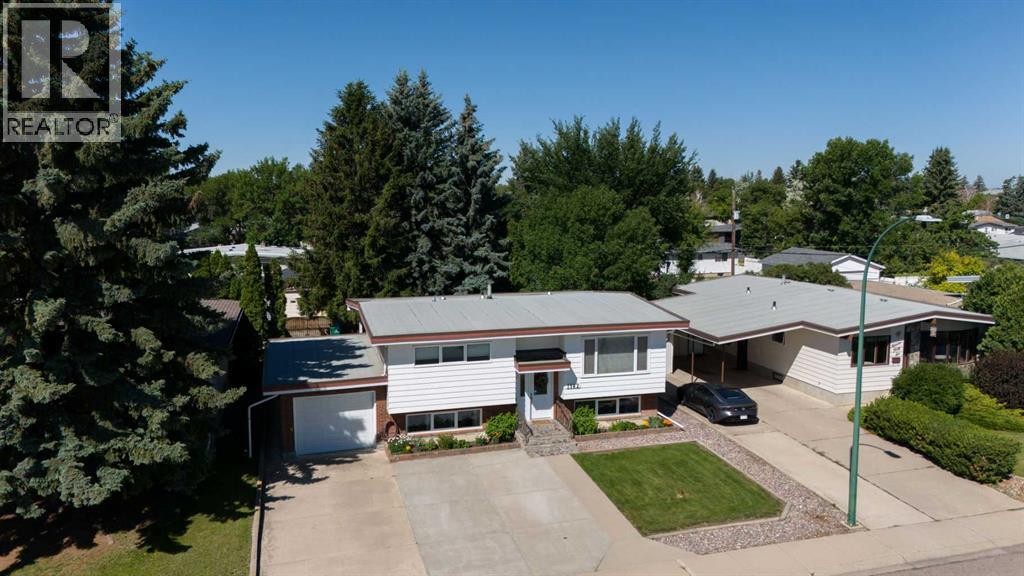 1142 24 Street N - photo 3