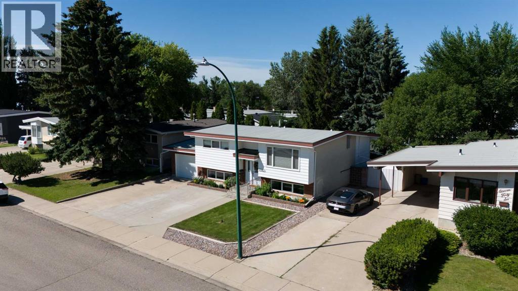 1142 24 Street N - photo 2