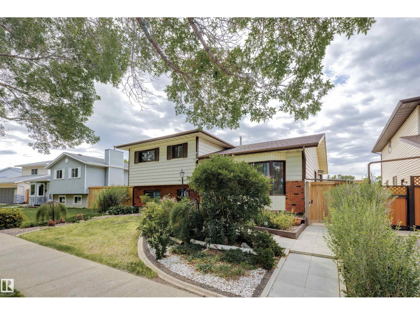 9315 168 AV NW - 1