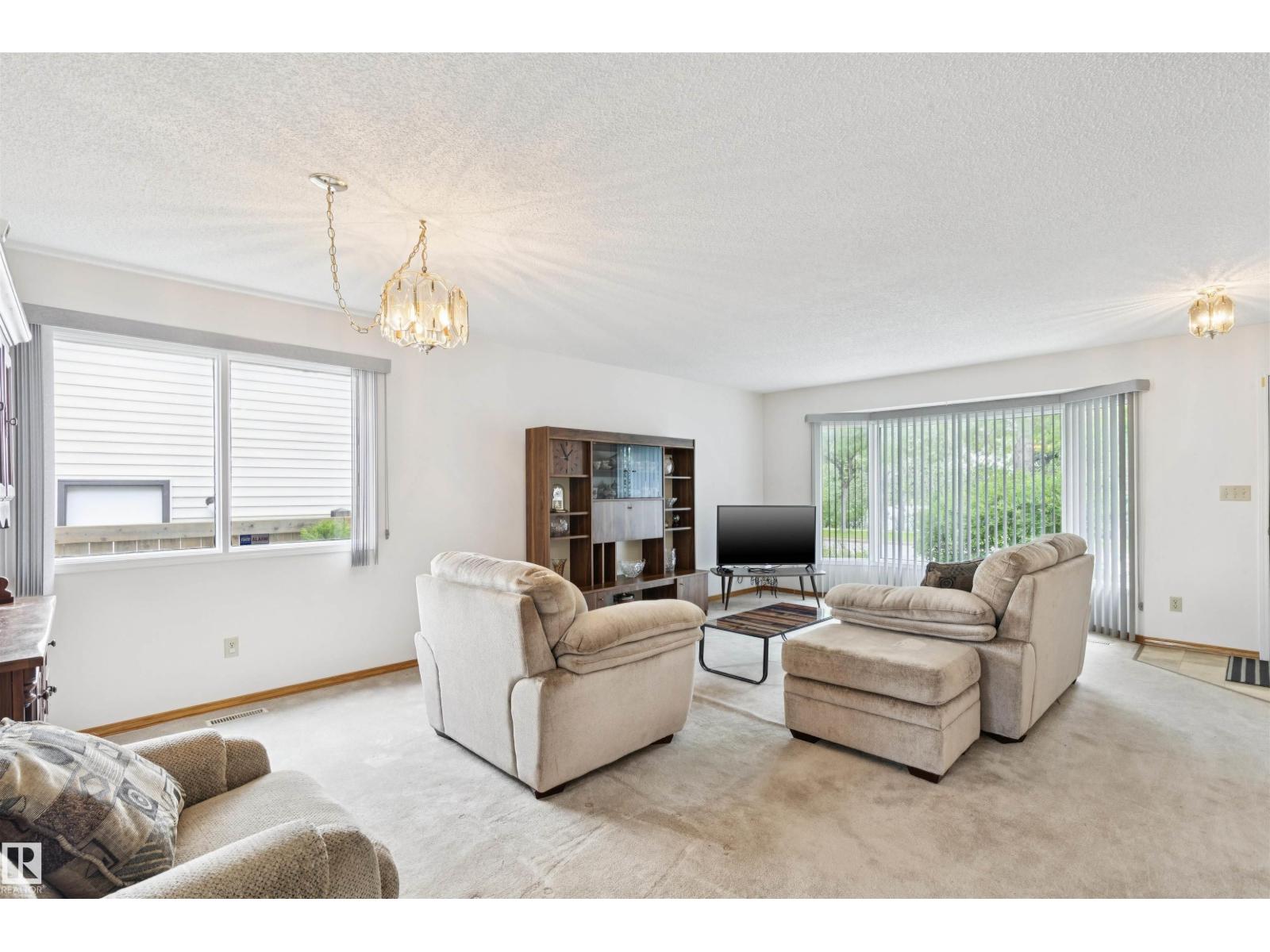 9315 168 AV NW - 11