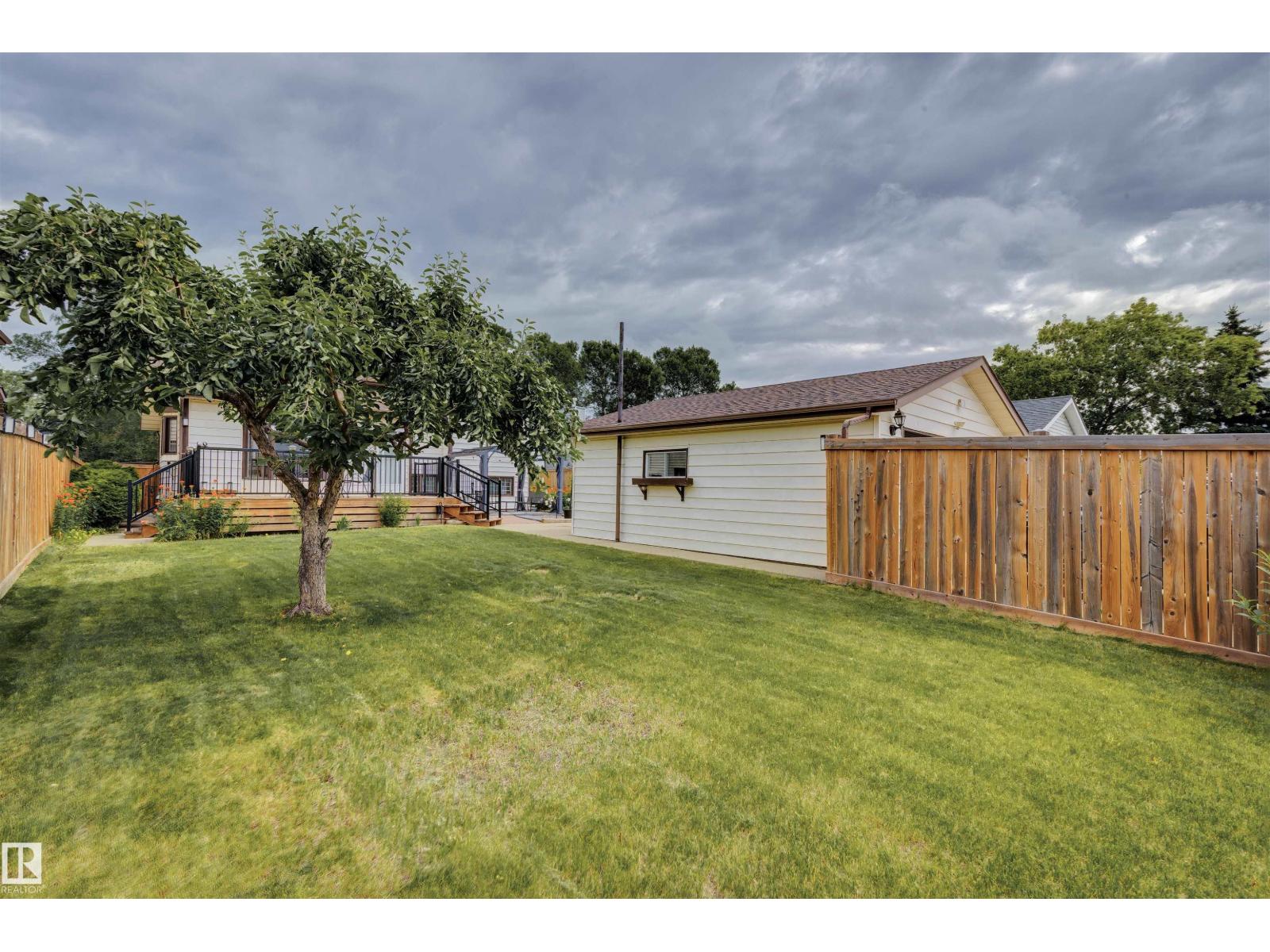 9315 168 AV NW - 28