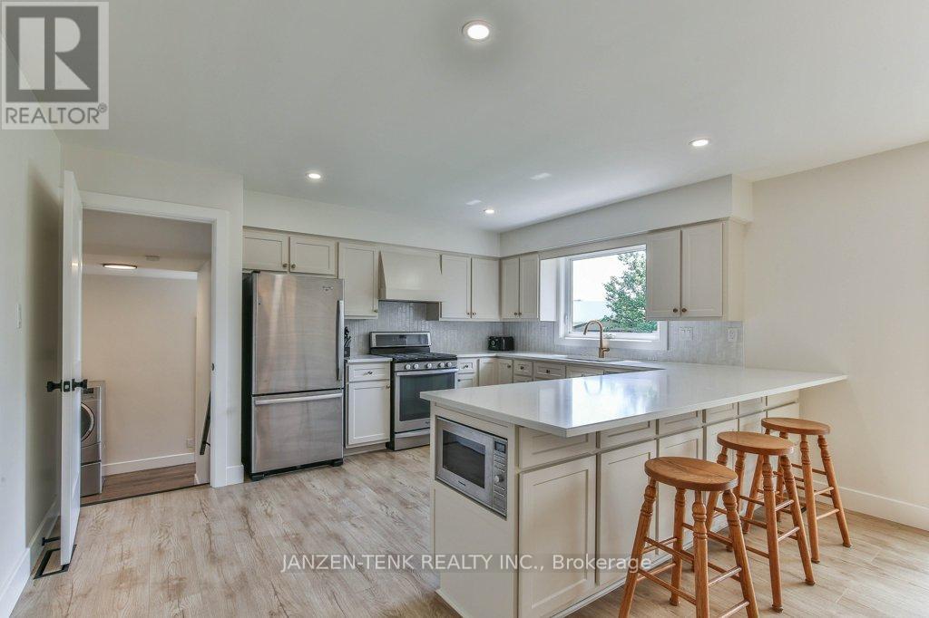 492 19 HIGHWAY - Image 8