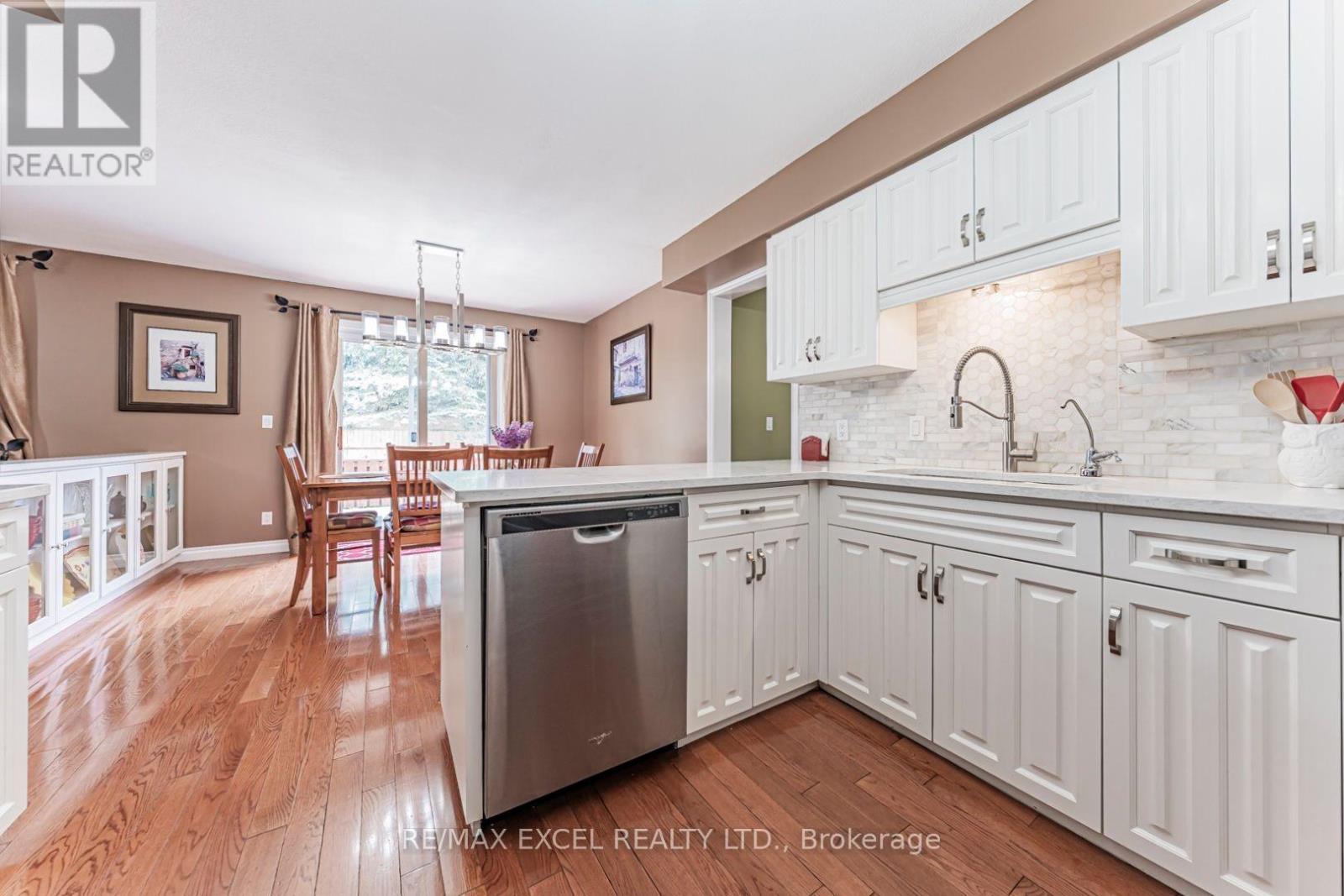 1032 SUNSET DRIVE - 15
